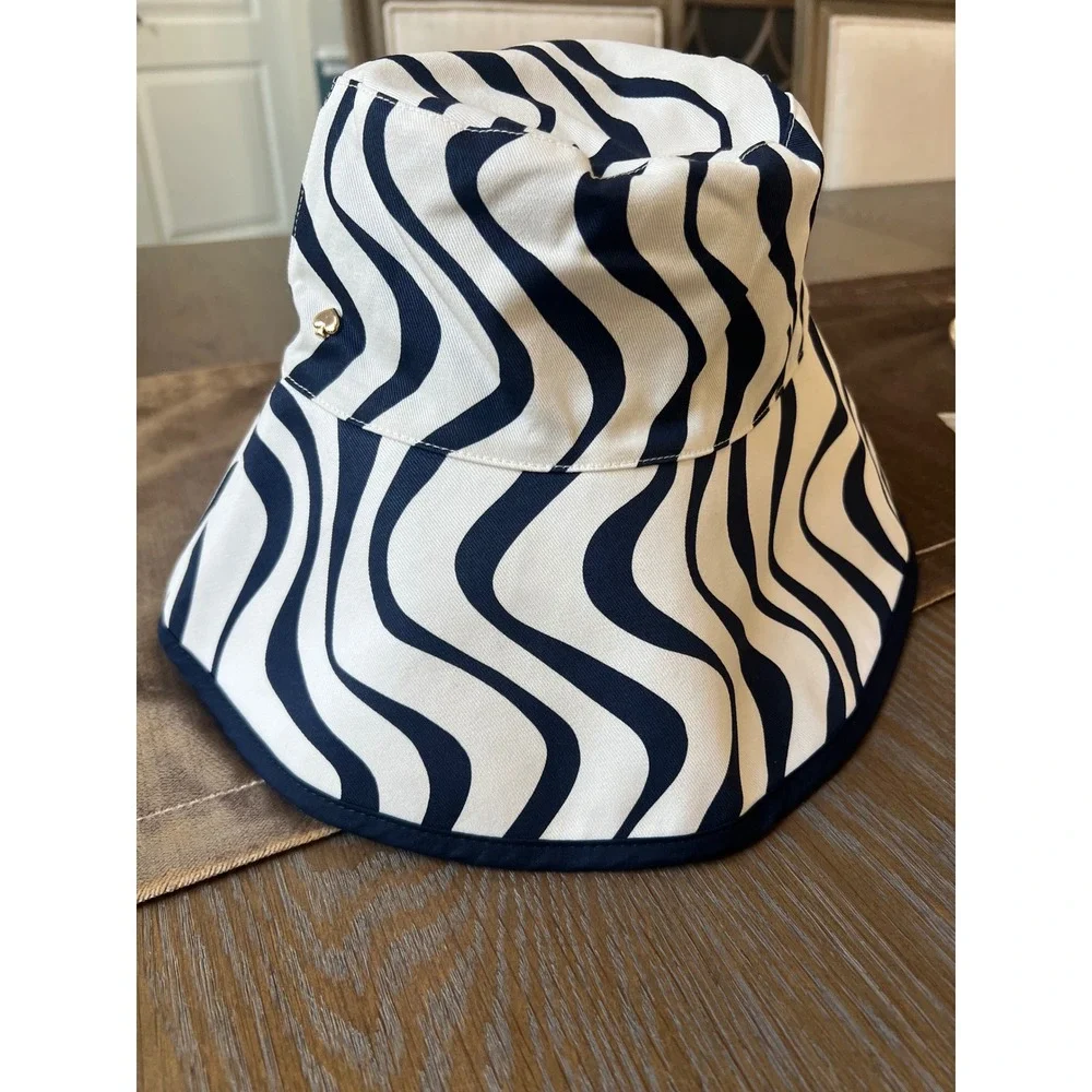 Kate Spade Cabana Wave Long Brim Bucket Hat Cream Navy